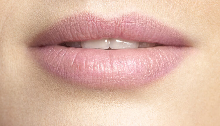 Luxurious skin feel and moisture with Clariant’s new natural and versatile Plantasens Pro LM emollient.